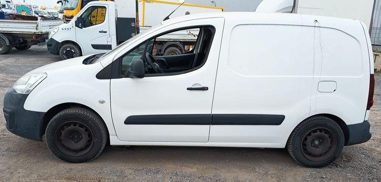 PEUGEOT PARTNER PHASE 2 L1 600KG 1.6 BLUE HDi FAP FOURGON 99 CV – DIESEL – 110292 KMS – BLANC EZ-653-XF
