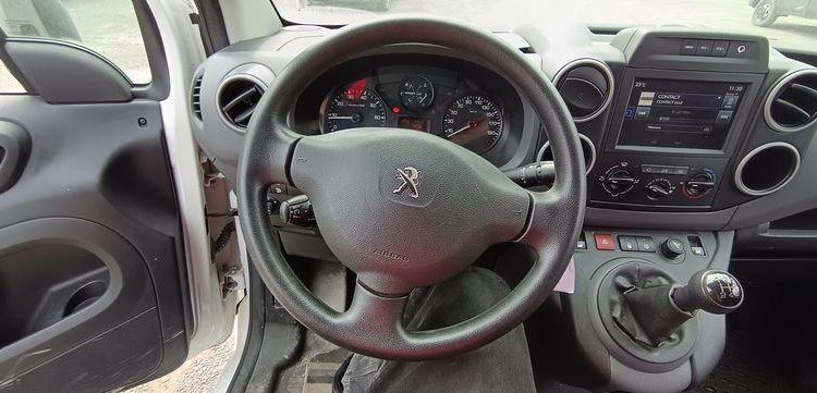 PEUGEOT PARTNER PHASE 2 L1 600KG 1.6 BLUE HDi FAP FOURGON 99 CV – DIESEL – 110292 KMS – BLANC EZ-653-XF