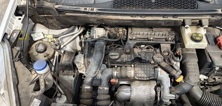 PEUGEOT PARTNER PHASE 2 L1 600KG 1.6 BLUE HDi FAP FOURGON 99 CV – DIESEL – 110292 KMS – BLANC EZ-653-XF