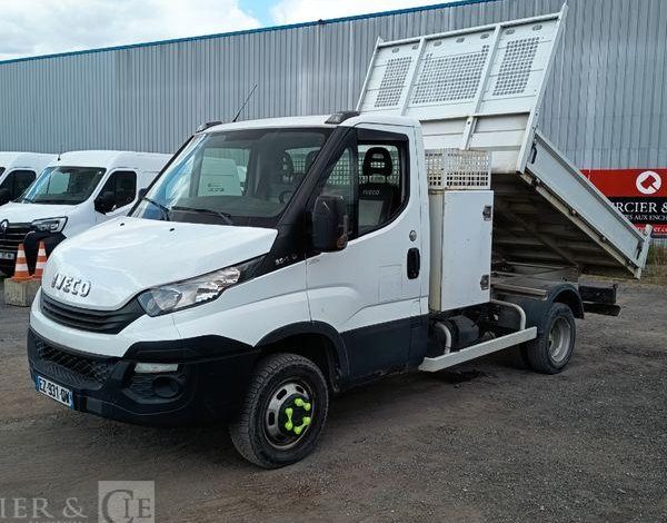 IVECO 35C14 BLANC EZ-931-QW