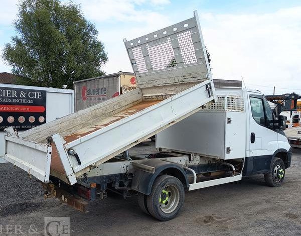 IVECO 35C14 BLANC EZ-931-QW