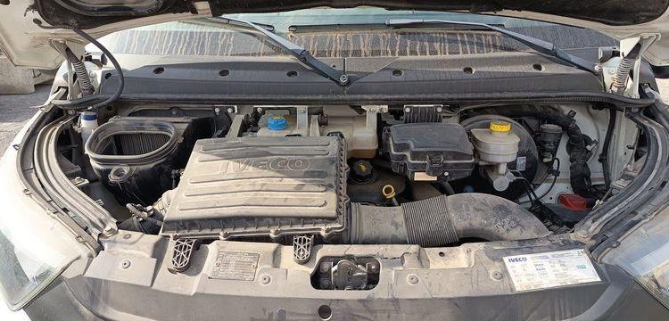 IVECO DAILY VI 35C12 2,3D 16V 116CV BENNE AVEC COFFRE ACIER DIESEL – 112978 KMS BLANC FA-060-CK