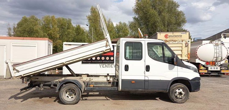 IVECO 35C12D  FA-210-CK