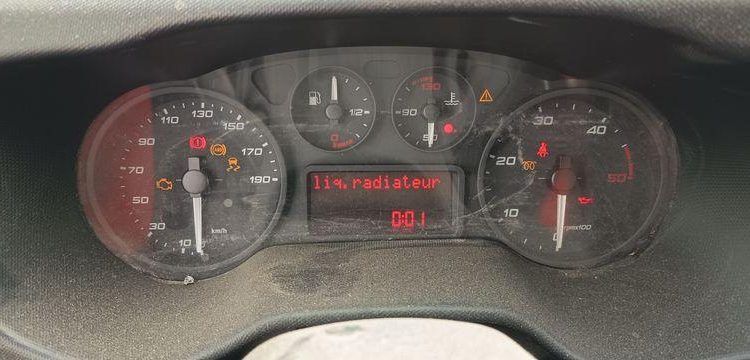 IVECO 35C12D  FA-210-CK