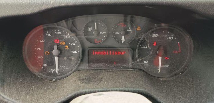 IVECO 35C12D  FA-210-CK