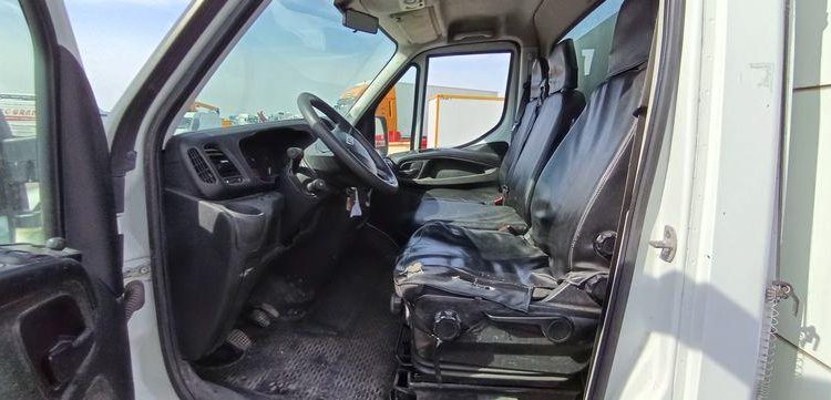 IVECO DAILY 35C12 2,3D 16V 116CV BENNE AVEC COFFRE ACIER DIESEL  – 164019 KMS BLANC FA-377-CK