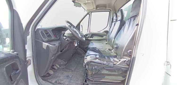 IVECO DAILY 35C12 2,3D 16V 116CV BENNE AVEC COFFRE ACIER DIESEL  – 164019 KMS BLANC FA-377-CK