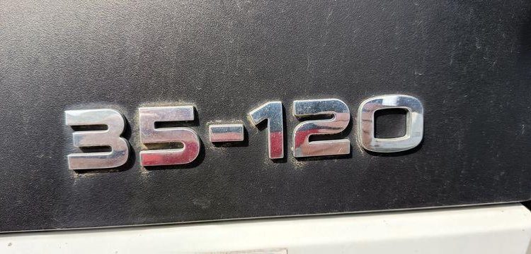 IVECO DAILY 35C12 BENNE AVEC COFFRE ACIER DIESEL – 136741 KMS – ANNEE 2018 BLANC FA-447-CK