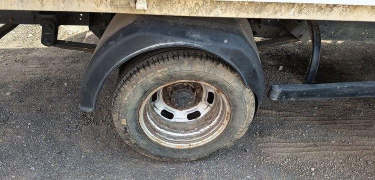 IVECO DAILY 35C12 BENNE AVEC COFFRE ACIER DIESEL – 136741 KMS – ANNEE 2018 BLANC FA-447-CK