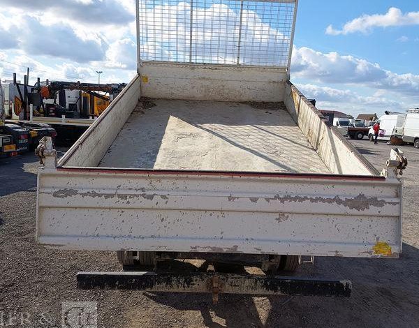 IVECO 35C12 D BLANC FA-983-CJ