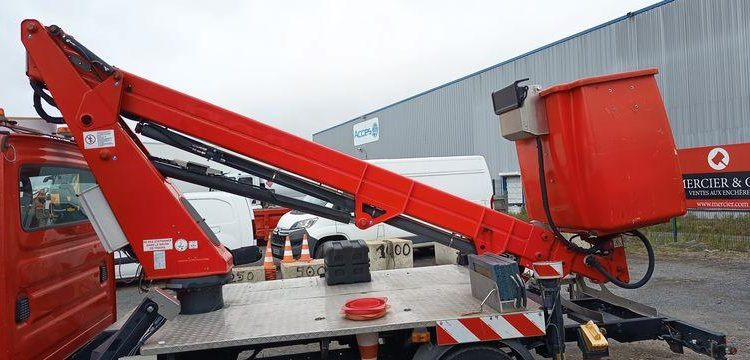 IVECO 35S12 AVEC NACELLE FRANCE ELC B17CTE 16M  FB-042-VF
