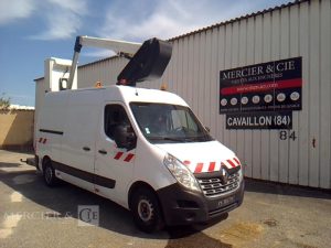 RENAULT MASTER AVEC NACELLE KLUBB K32 12-14M  FB-575-PN