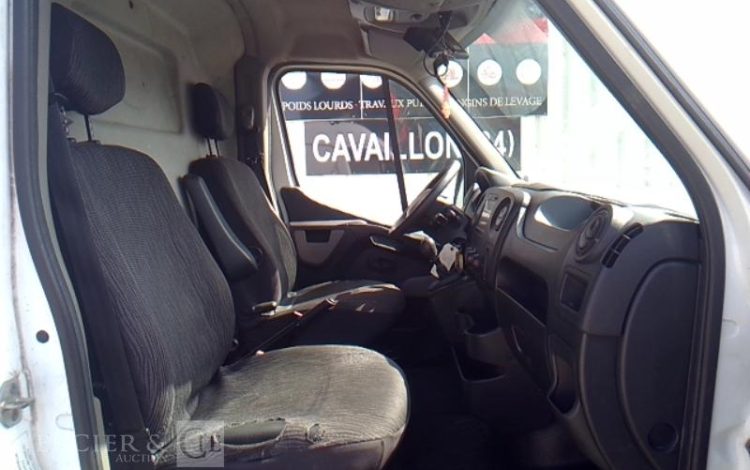 RENAULT MASTER AVEC NACELLE KLUBB K32 12-14M  FB-575-PN
