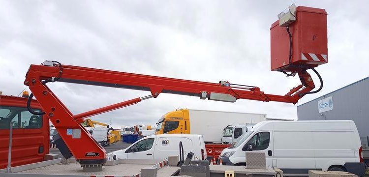 IVECO 35S12 AVEC NACELLE GSR 169TR+E6 16M  FC-026-YL