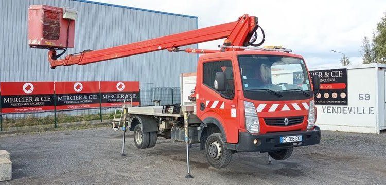 RENAULT MAXITY AVEC NACELLE GSR BT200T 20M  FC-096-EX