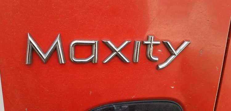 RENAULT MAXITY AVEC NACELLE GSR BT200T 20M  FC-096-EX