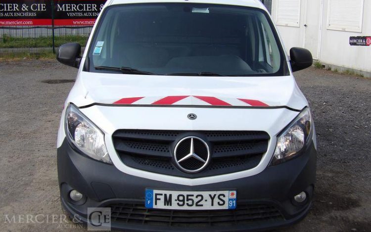 MERCEDES CITAN VU 109 1,5 CDI FOURGON MOYEN A1-1785 KG 95CV – DIESEL – 112308 KMS BLANC FM-952-YS