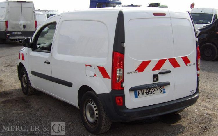 MERCEDES CITAN VU 109 1,5 CDI FOURGON MOYEN A1-1785 KG 95CV – DIESEL – 112308 KMS BLANC FM-952-YS