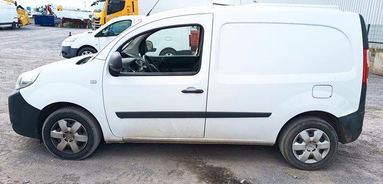 RENAULT CONNECT 220C  FT-291-VZ