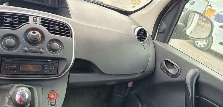 RENAULT CONNECT 220C  FT-291-VZ