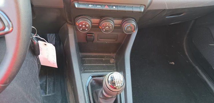 RENAULT CLIO 5  FT-308-VZ