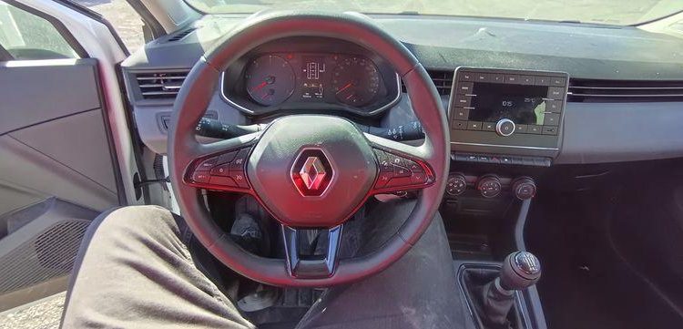 RENAULT CLIO 5  FT-308-VZ