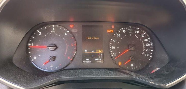 RENAULT CLIO 5  FT-308-VZ