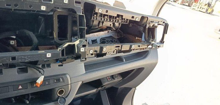 CITROEN JUMPY CLUB XL BLUEHDI 120 BVM6 – DIESEL – ANNEE 2020 BLANC FV-400-HK