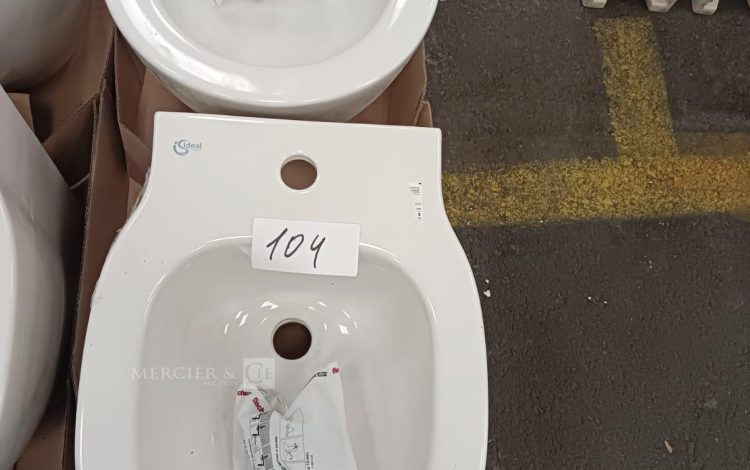 autre Lot de 2 bidets Connect Space E118901 , de la marque Ideal Standard  601