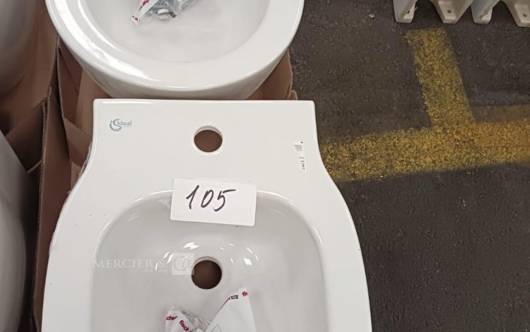autre Lot de 2 bidets Connect Space E118901 , de la marque Ideal Standard  602
