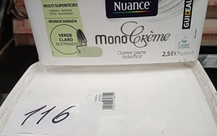 autre Lot de 20 sceaux de peinture 2,5L , couleur Verde Claro, Mono Crème , marque Nua  612