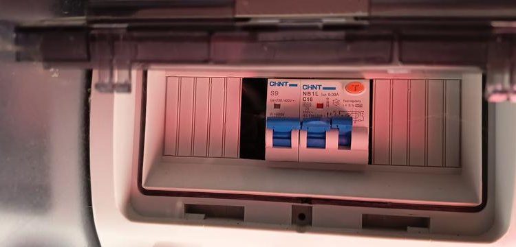 FLUCITY BOX PRO+ CONTENEUR AC DISTRIBUTEUR DBLE CARBURANT  12345