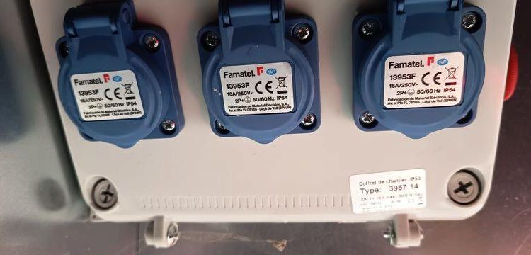 FLUCITY BOX PRO+ CONTENEUR AC DISTRIBUTEUR DBLE CARBURANT  12345