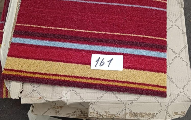 autre Lot d’environ 20m2 dalles de moquettes marque InterfaceFLOR  657