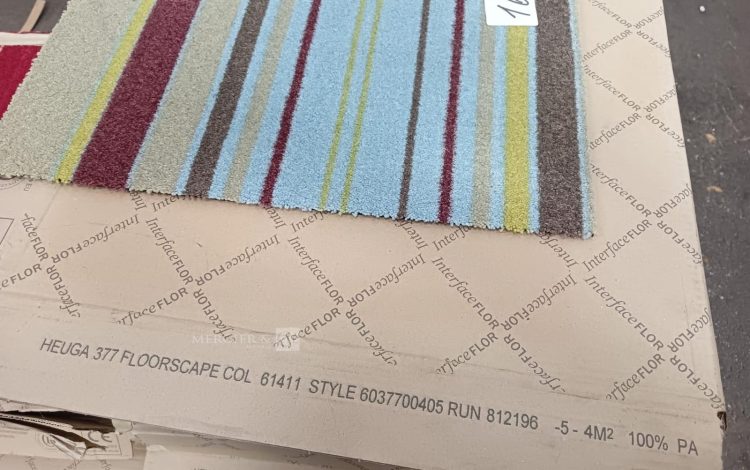 autre Lot d’environ 28m2 de dalles de moquette Heuga 377 Floorscape COL marque Interfa  659