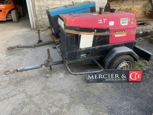 LINCOLN ELECTRIC RANDGER 305 D  GSA748201