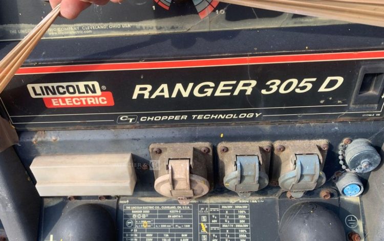 LINCOLN ELECTRIC RANDGER 305 D  GSA748201