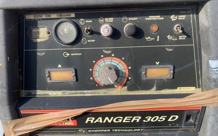 LINCOLN ELECTRIC RANDGER 305 D  GSA748201