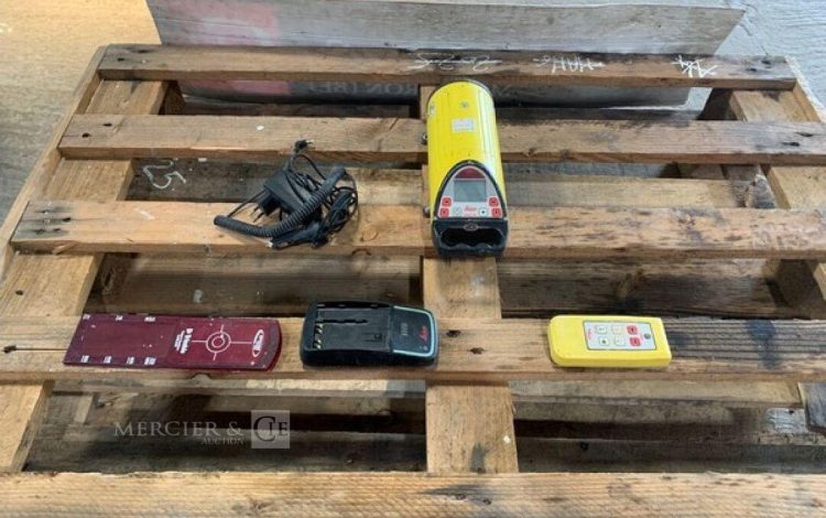 LEICA PIPER 100  NIV750097