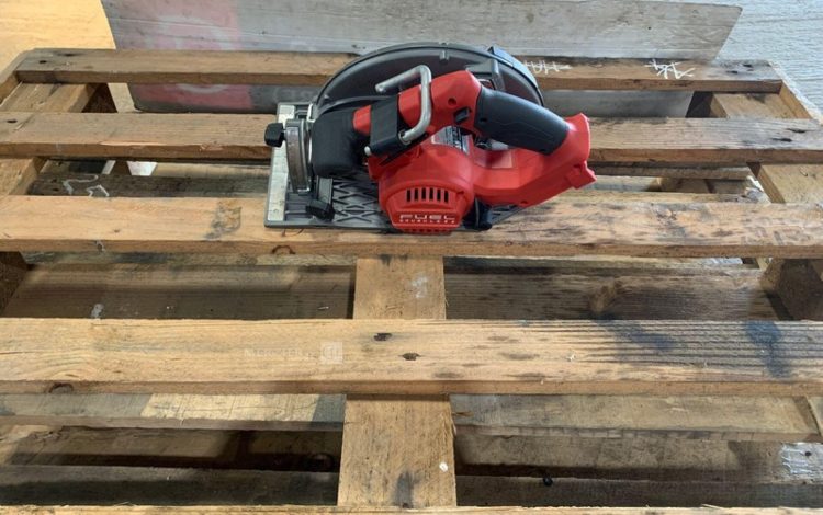 MILWAUKEE M18CCS66  SCI010092
