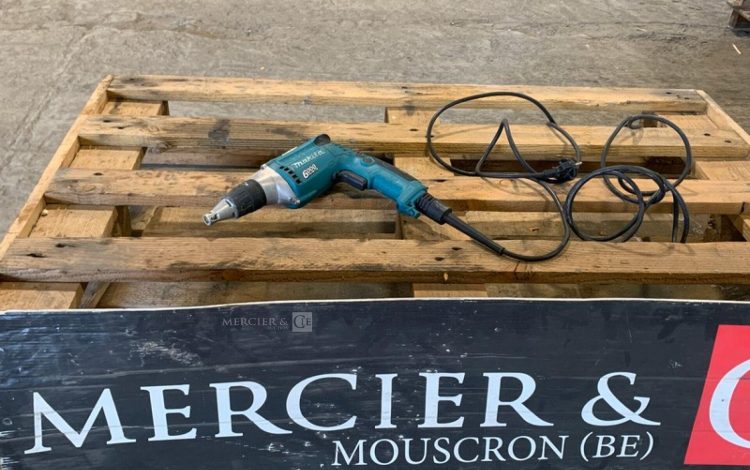 MAKITA FS6300R  VIS010088