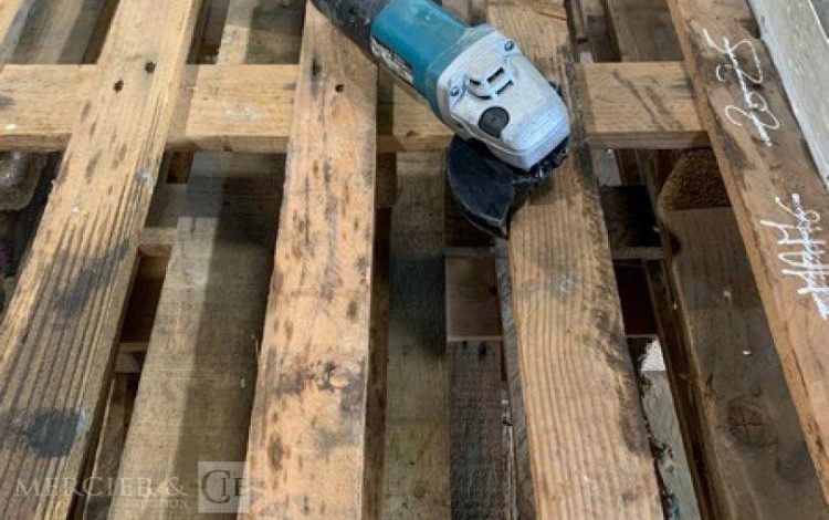 MAKITA 9565PCV  MEU010963