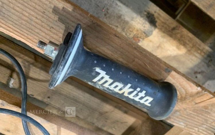 MAKITA 9565PCV  MEU010963