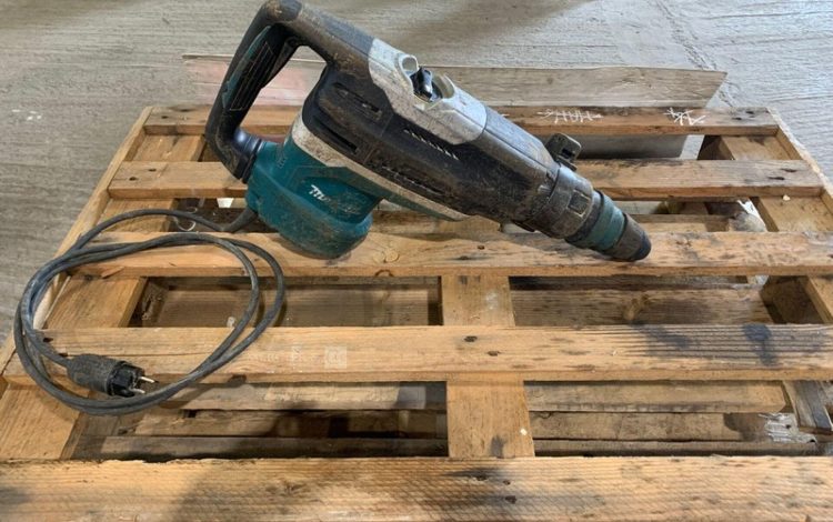 MAKITA HR5212C  PER748120