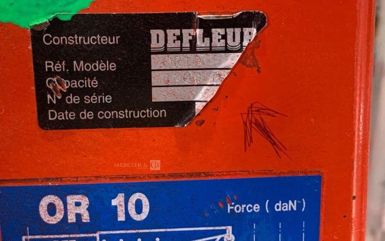 DEF OR10  44MAM72025