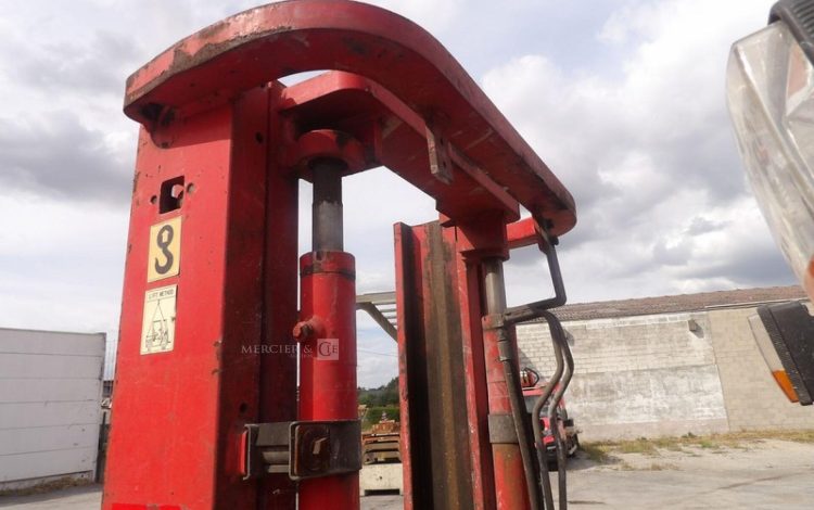 MANITOU MI25D  2735421