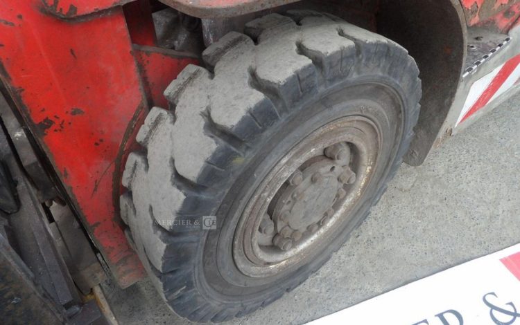 MANITOU MI25D  2735421