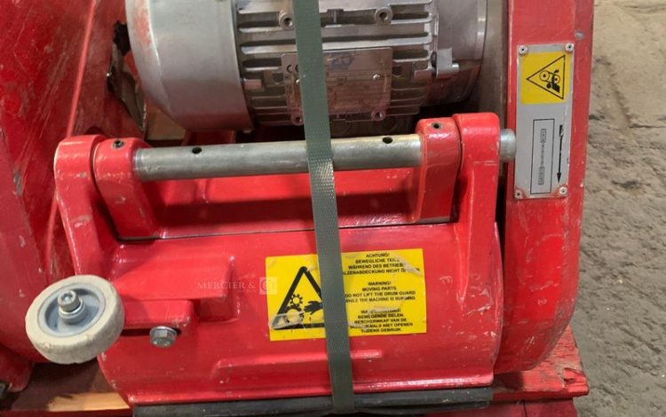 KUNZLE & TASIN FLOOR SANDER / SCORPION  114MAM7