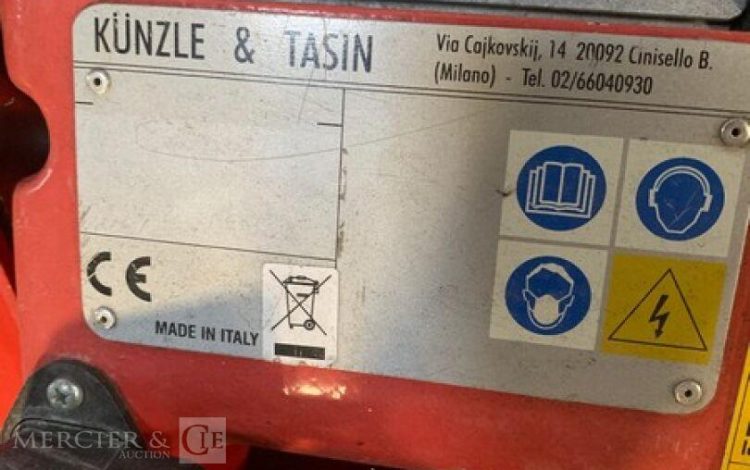KUNZLE & TASIN FLOOR SANDER / SCORPION  114MAM7