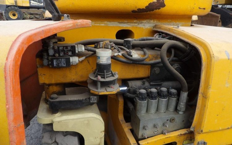 JLG TOUCAN 1010  3388